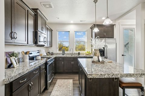 Tiny photo for 4563 W DAYBREAK RIM WAY, South Jordan, UT 84009 (MLS # 2118775)
