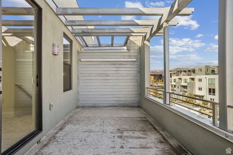 Tiny photo for 4563 W DAYBREAK RIM WAY, South Jordan, UT 84009 (MLS # 2118775)