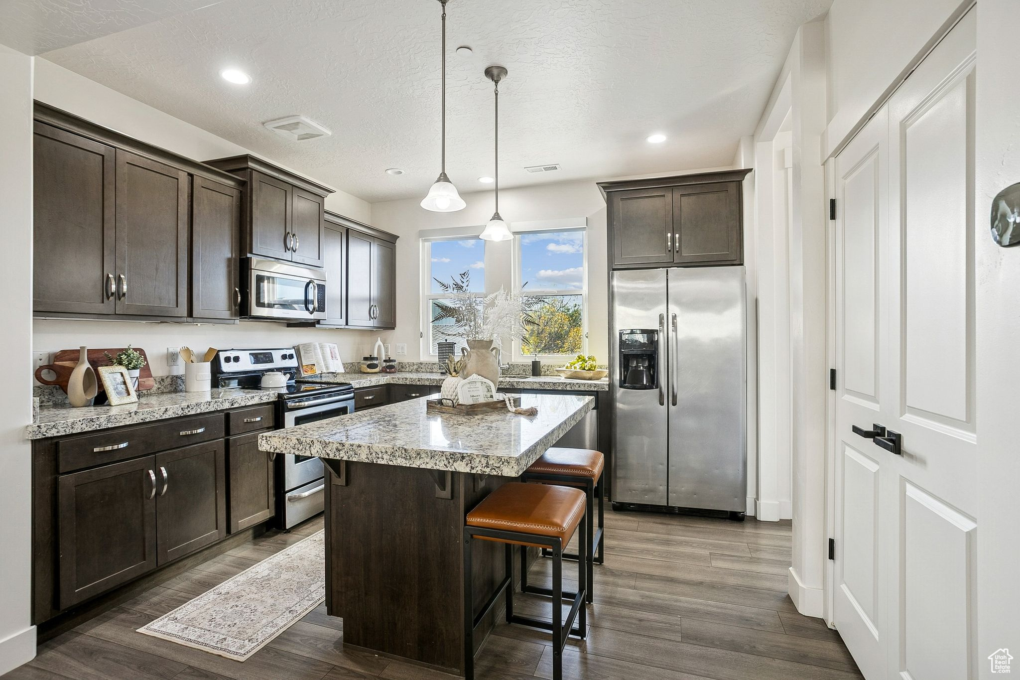 KENNECOTT - Residential