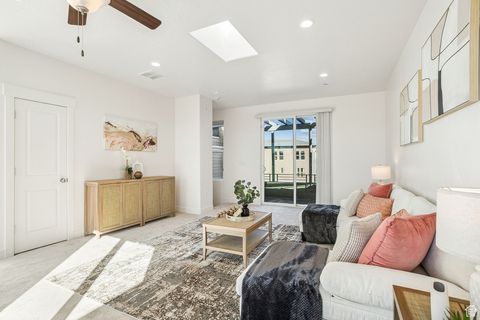 Tiny photo for 4563 W DAYBREAK RIM WAY, South Jordan, UT 84009 (MLS # 2118775)