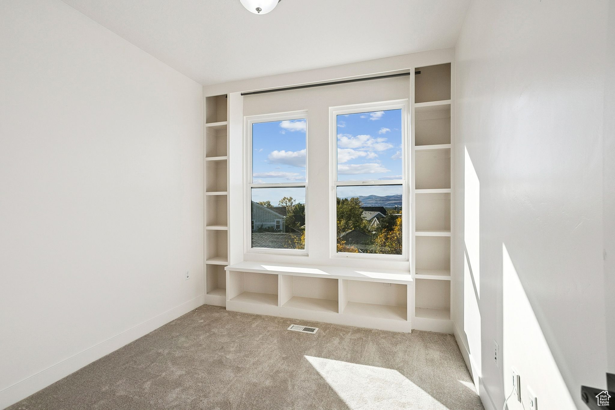 KENNECOTT - Residential