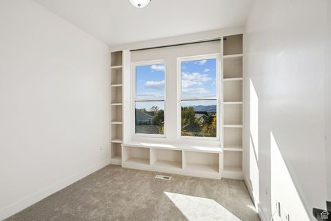 Tiny photo for 4563 W DAYBREAK RIM WAY, South Jordan, UT 84009 (MLS # 2118775)