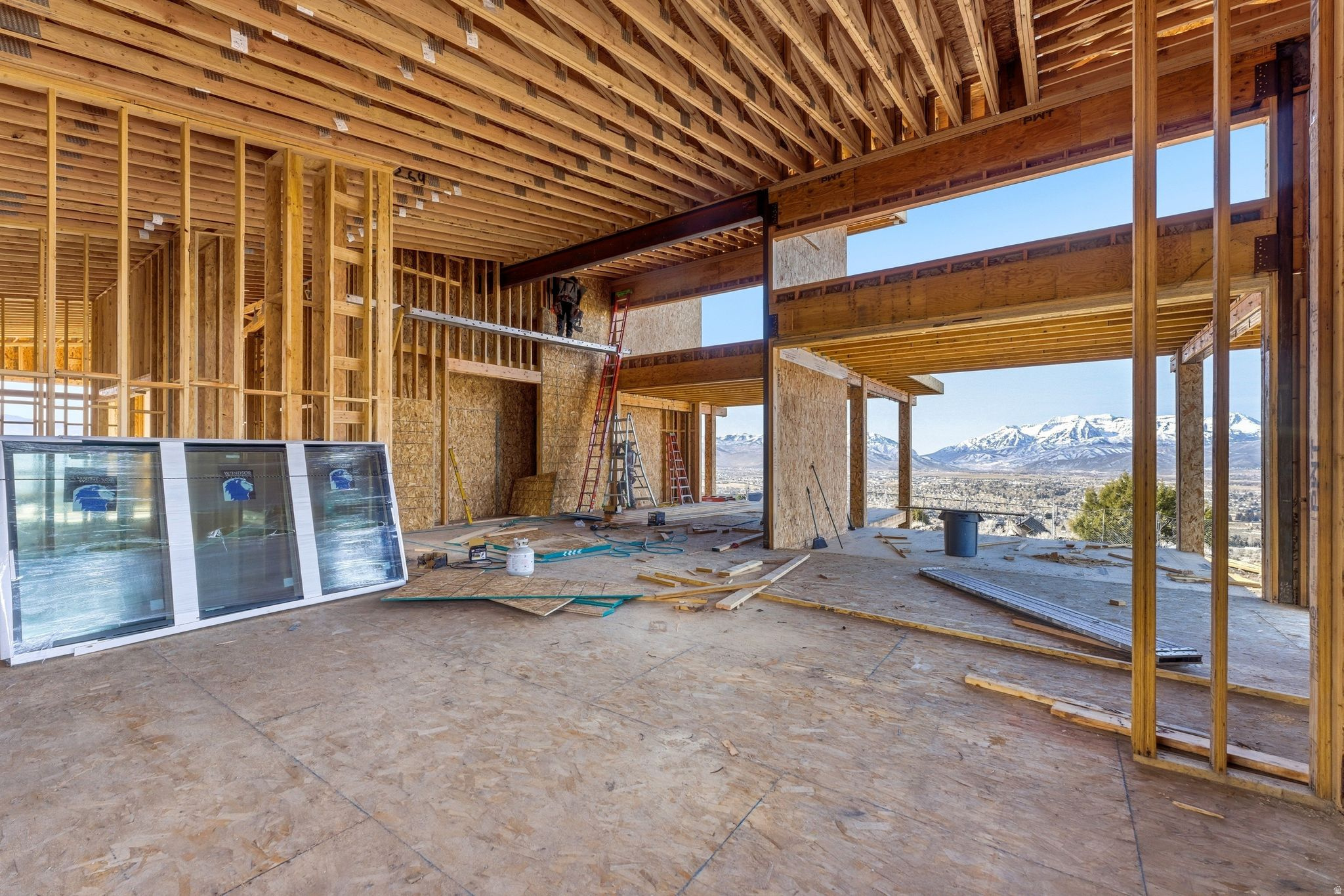 RED LEDGES - Residential