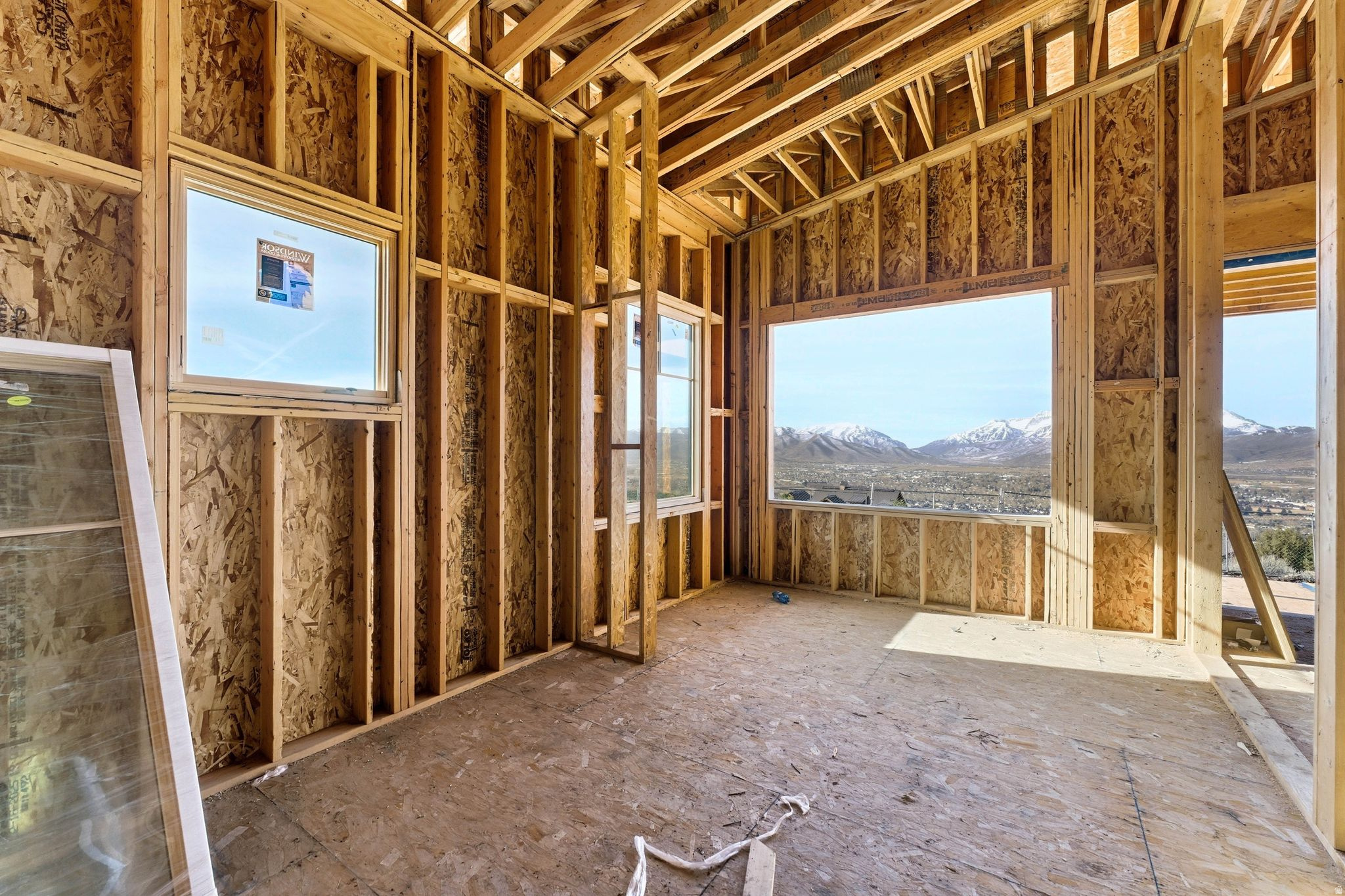 RED LEDGES - Residential