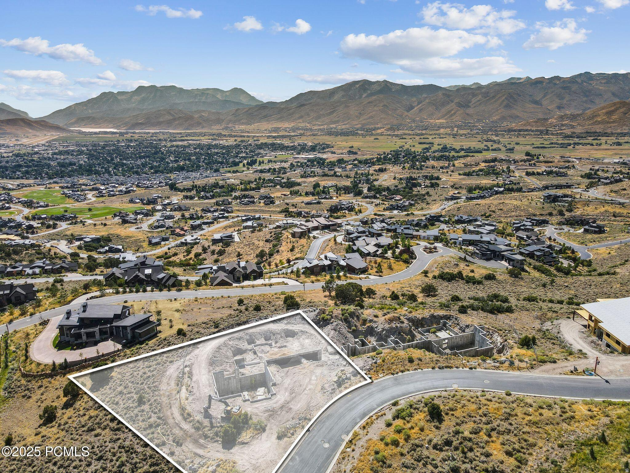 RED LEDGES - Residential