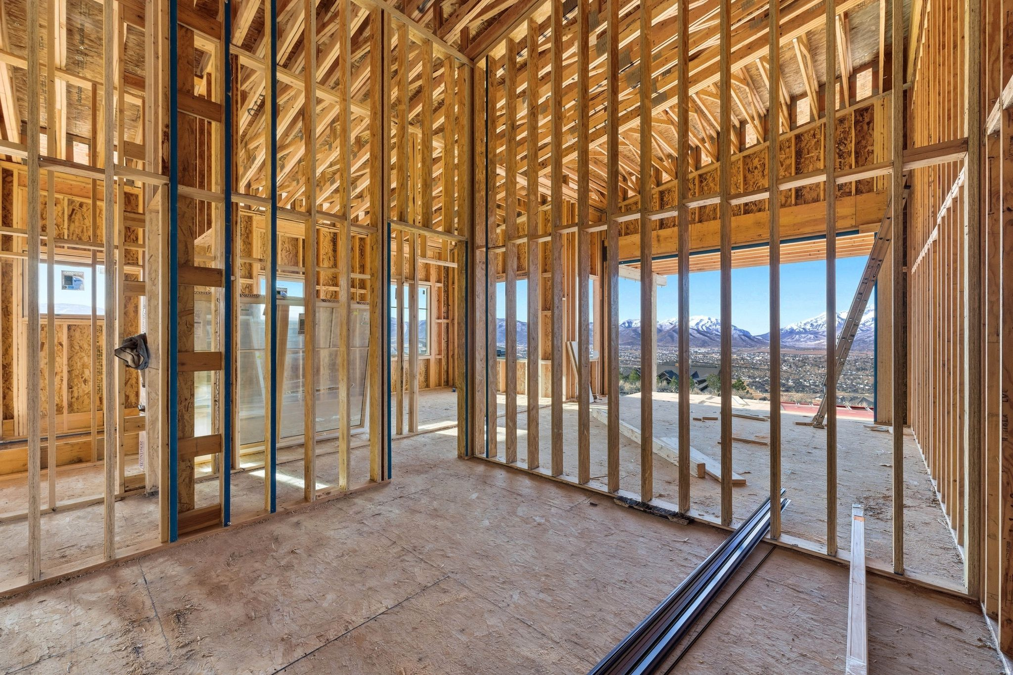 RED LEDGES - Residential