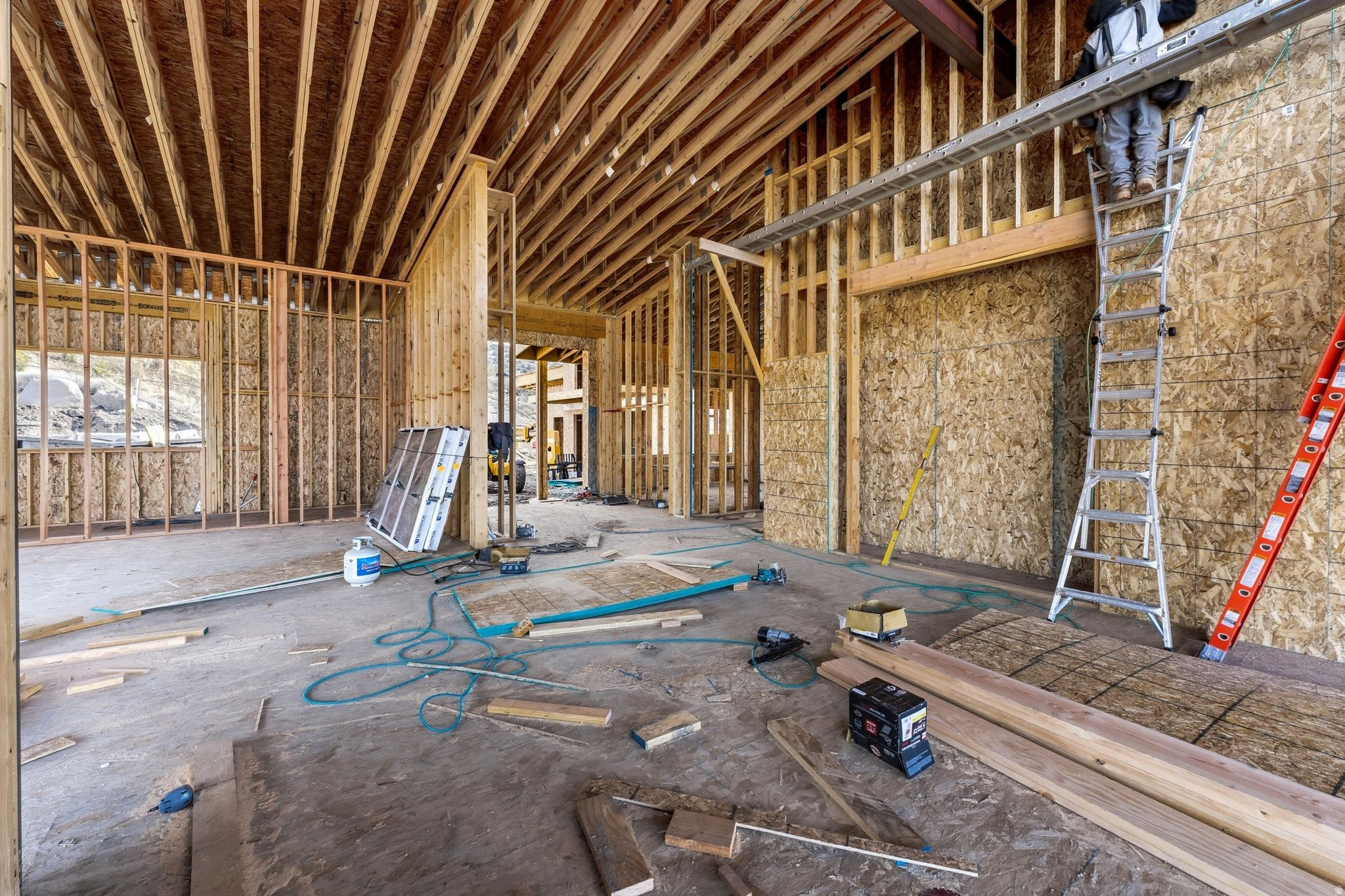 RED LEDGES - Residential