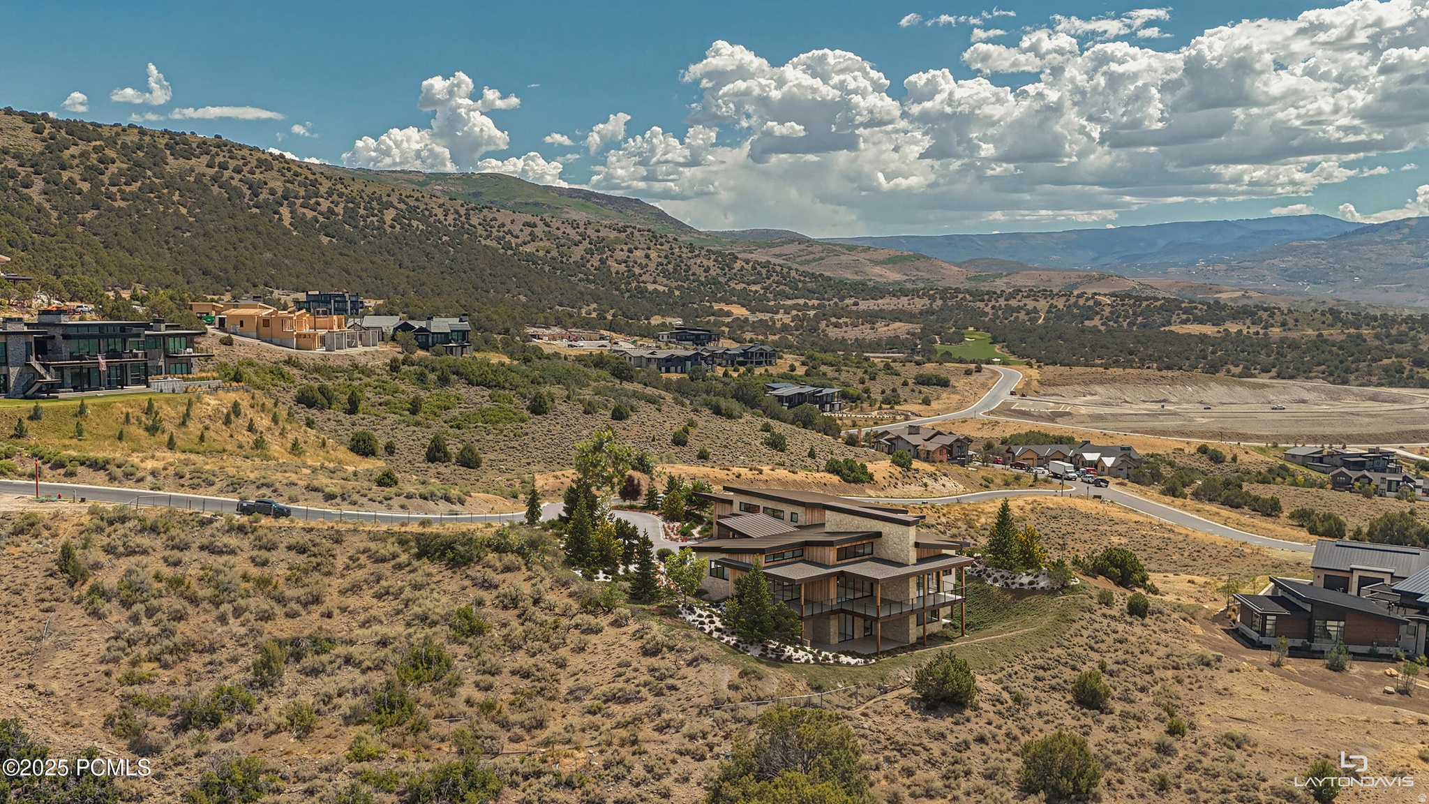 RED LEDGES - Residential