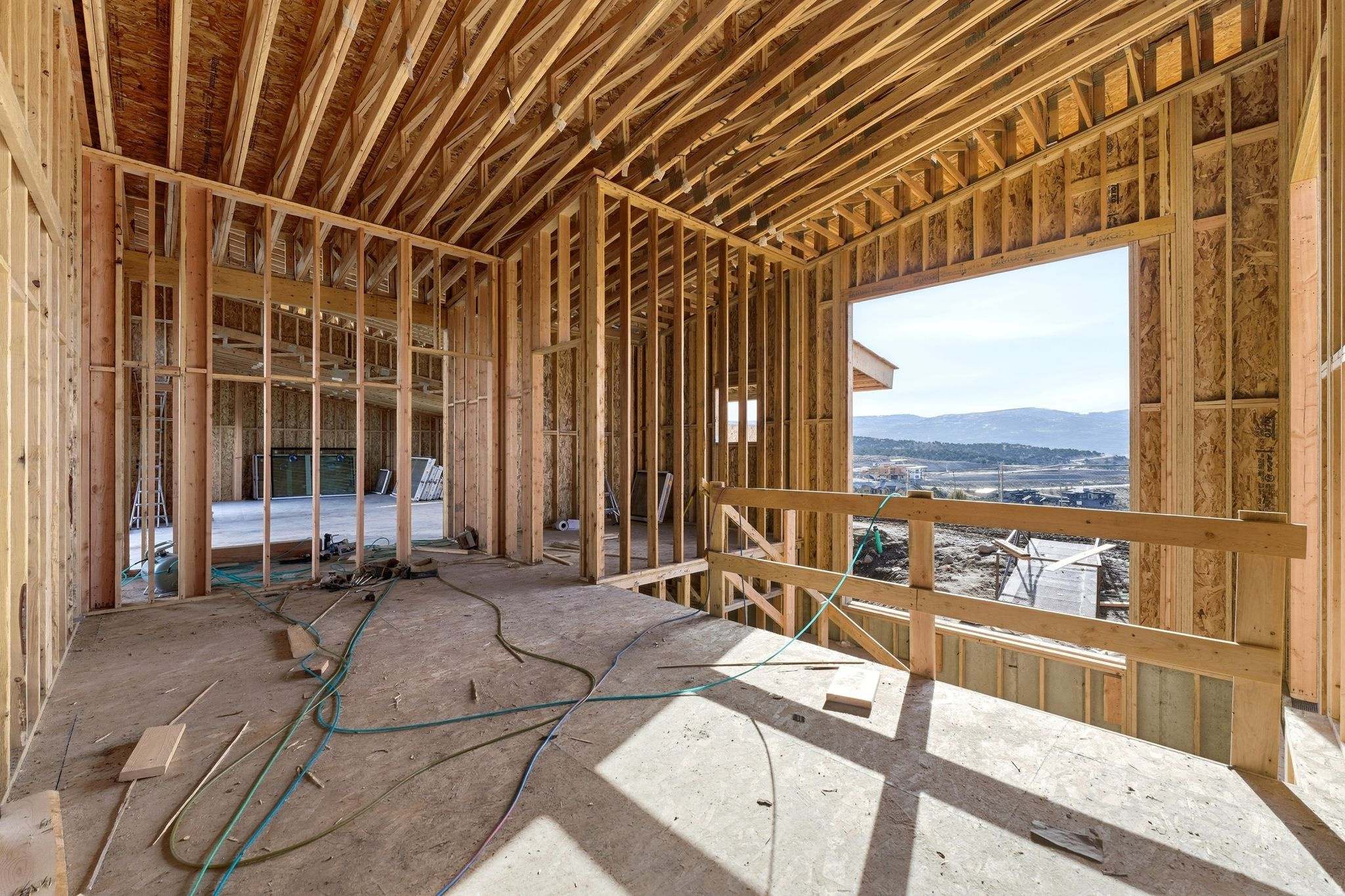 RED LEDGES - Residential