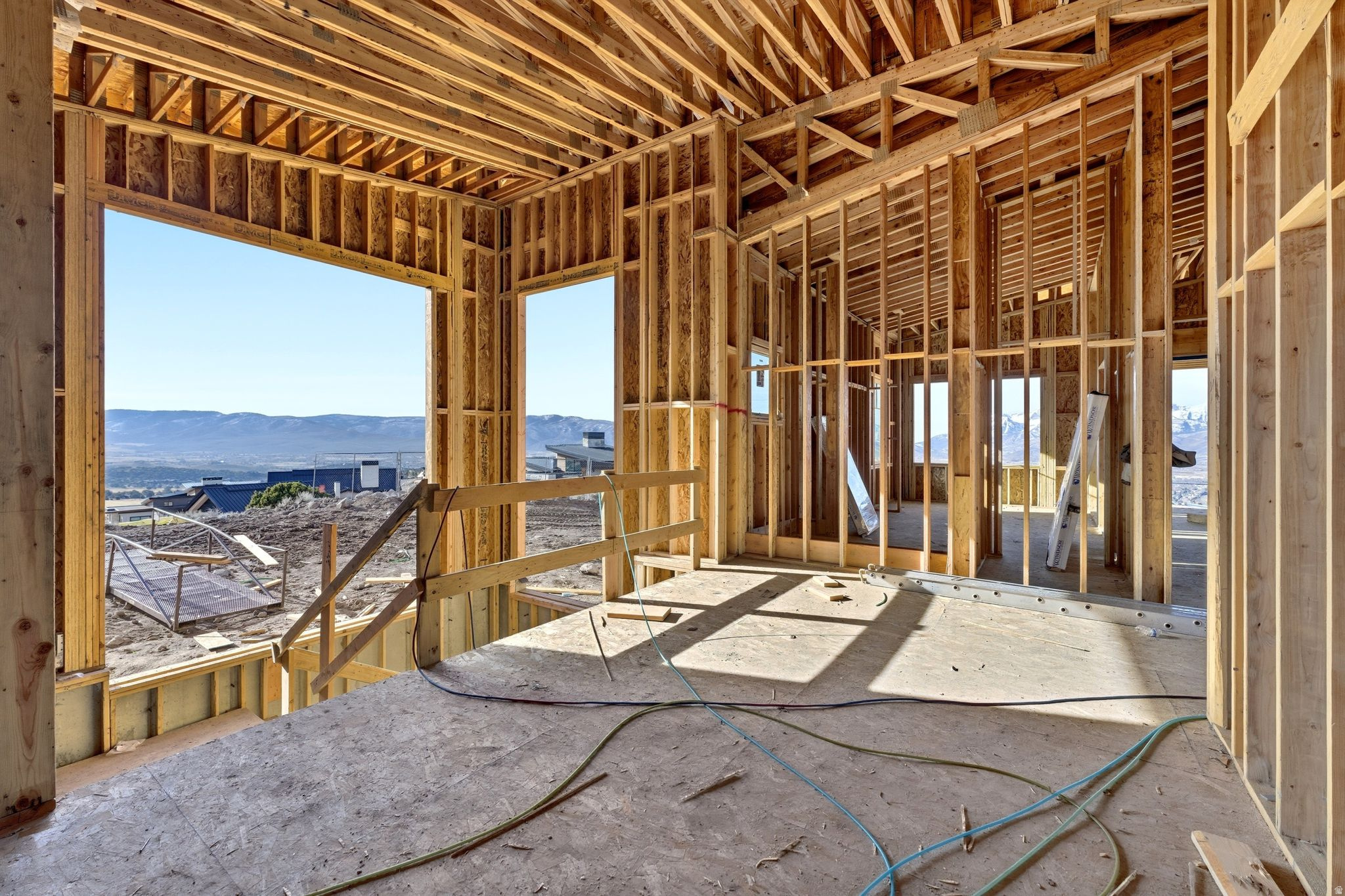 RED LEDGES - Residential