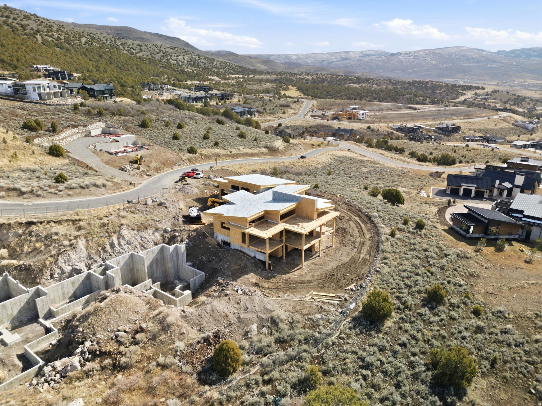 RED LEDGES - Residential