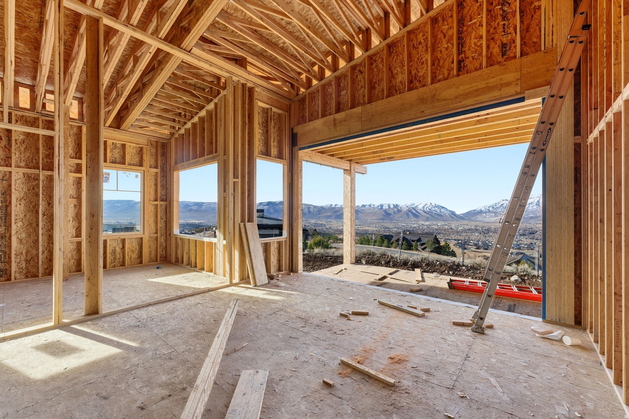 RED LEDGES - Residential