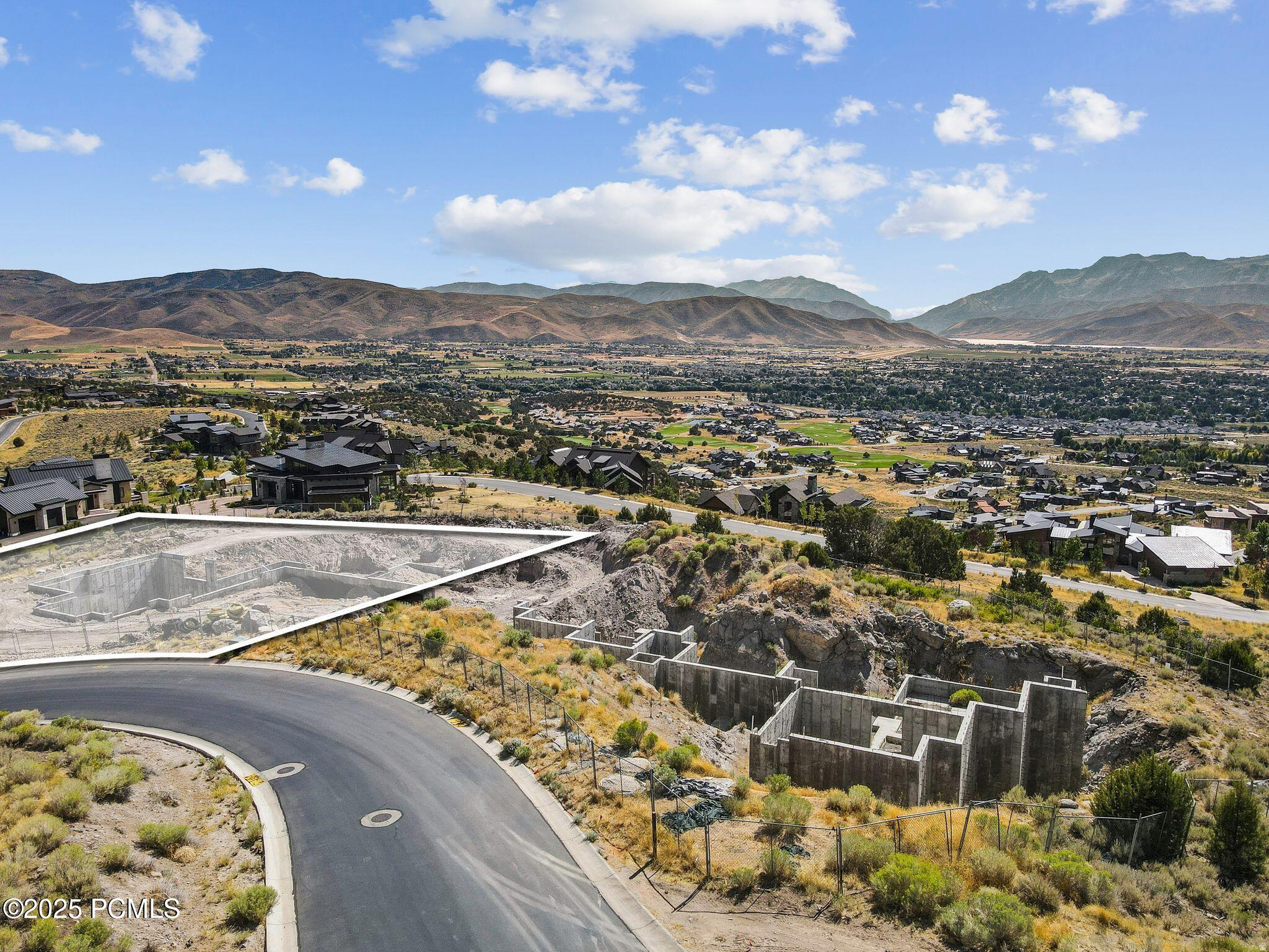 RED LEDGES - Residential