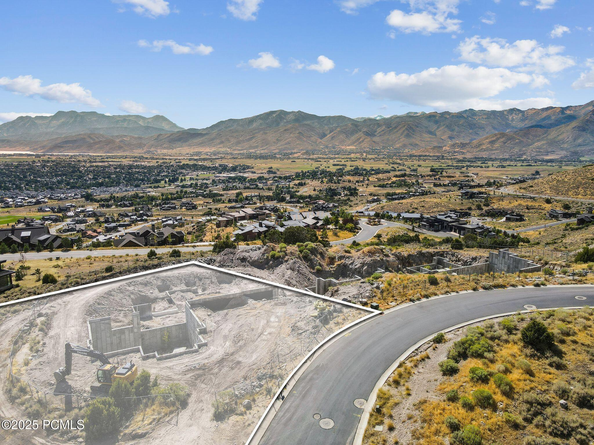 RED LEDGES - Residential