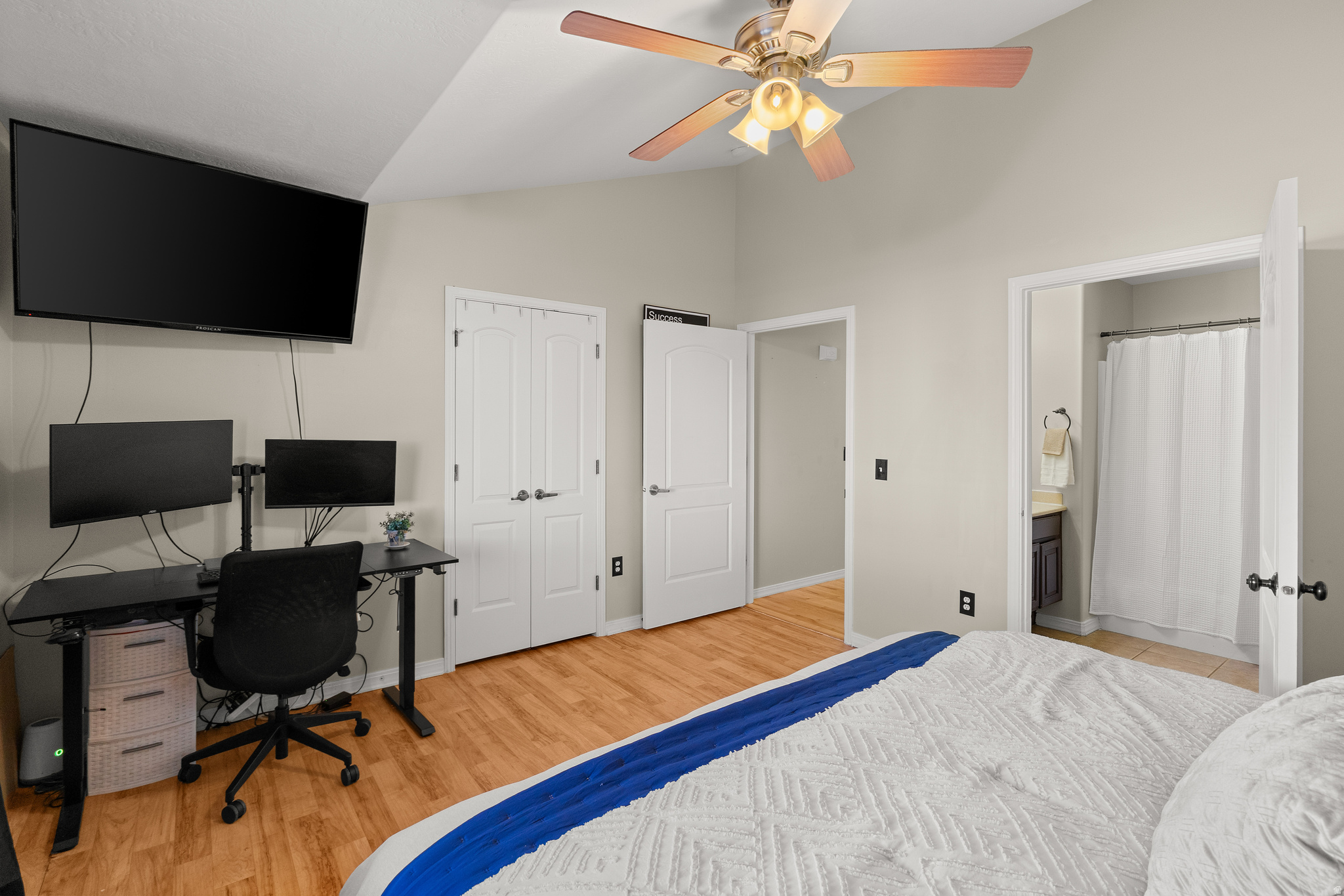 CRESCENT COURT CONDO - Residential