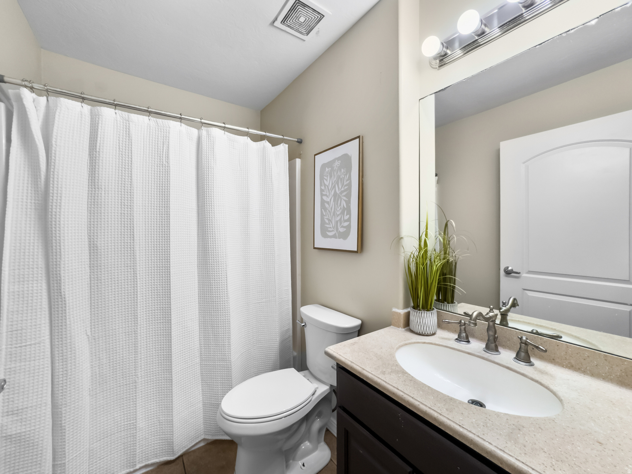 CRESCENT COURT CONDO - Residential