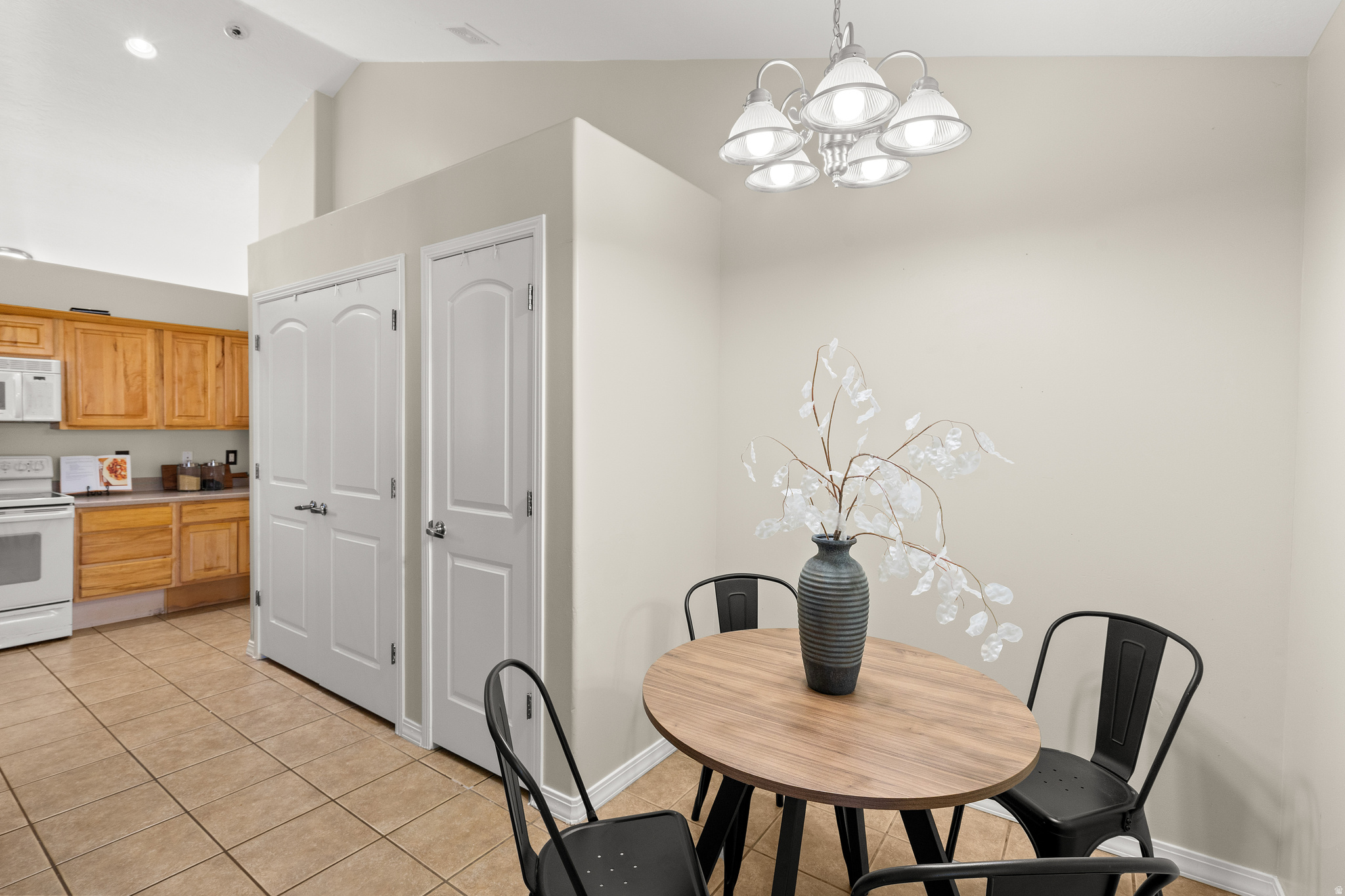 CRESCENT COURT CONDO - Residential