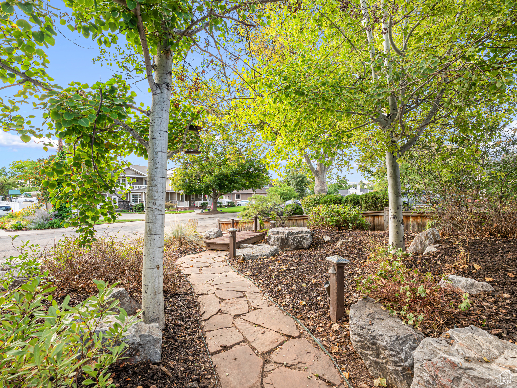 ROSSLYN HEIGHTS - Residential