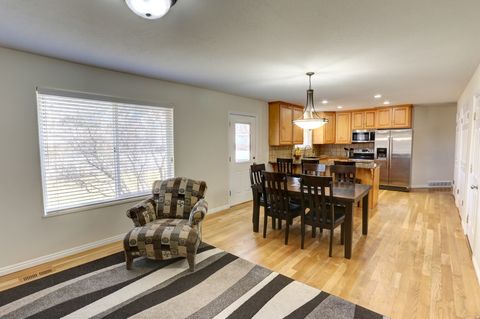 Tiny photo for 1330 N 800 W, Mapleton, UT 84664 (MLS # 2133048)