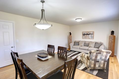 Tiny photo for 1330 N 800 W, Mapleton, UT 84664 (MLS # 2133048)