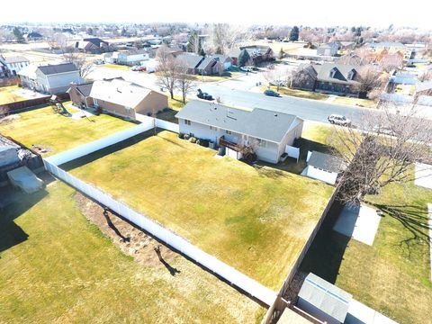 Tiny photo for 1330 N 800 W, Mapleton, UT 84664 (MLS # 2133048)