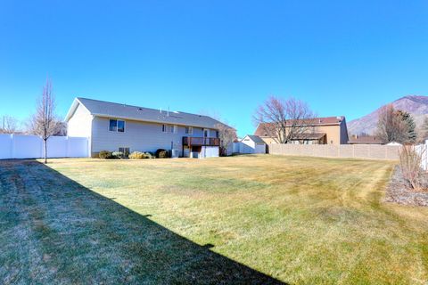 Tiny photo for 1330 N 800 W, Mapleton, UT 84664 (MLS # 2133048)