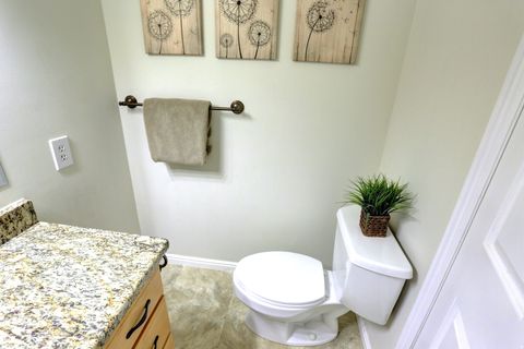 Tiny photo for 1330 N 800 W, Mapleton, UT 84664 (MLS # 2133048)