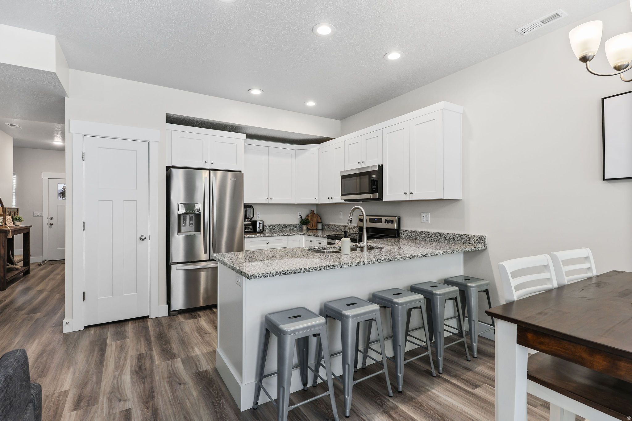 RIVERSTONE TOWNHOMES PHASE 3 - Residential