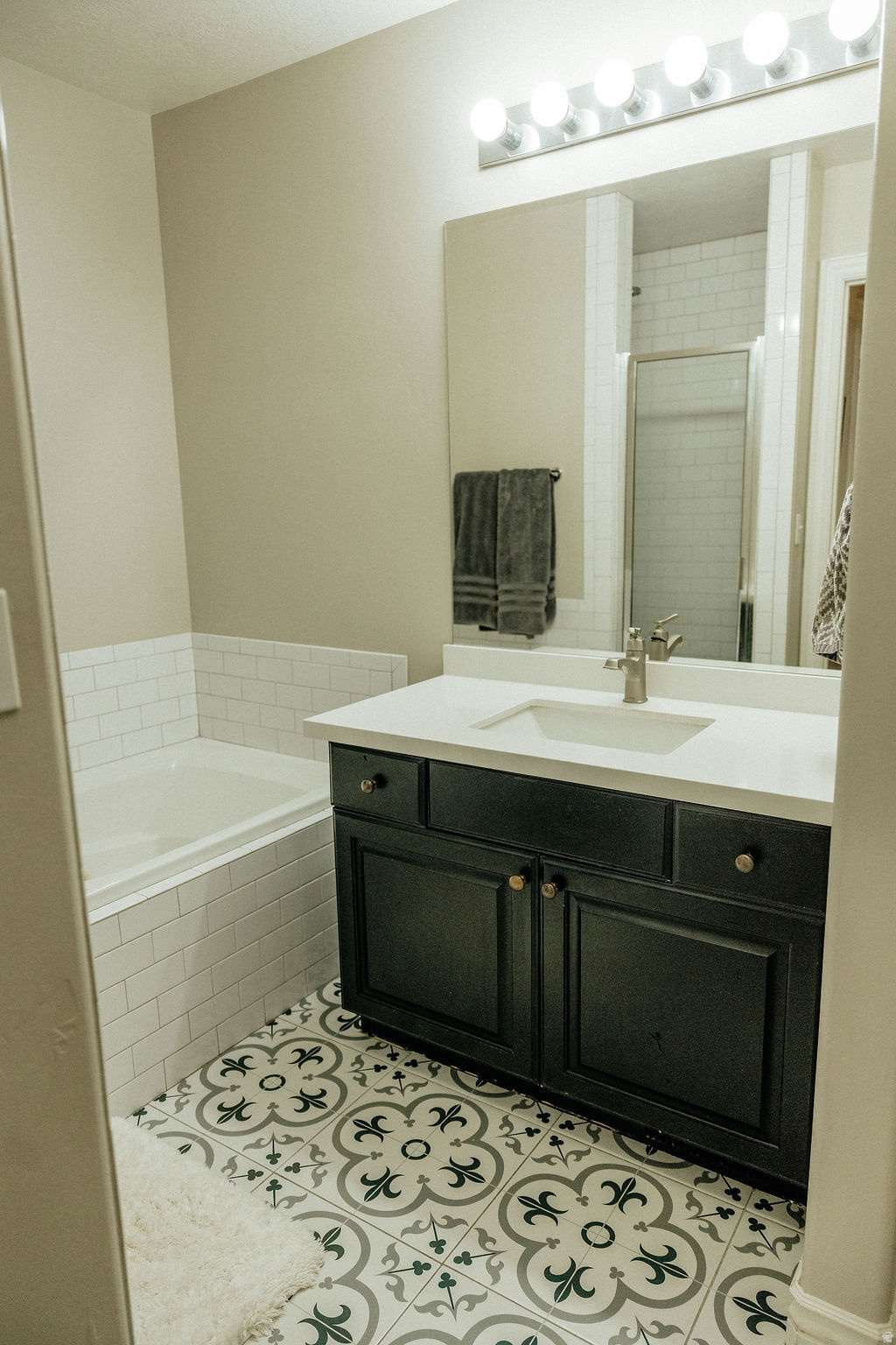 HERRIMAN VILLAGE - Residential