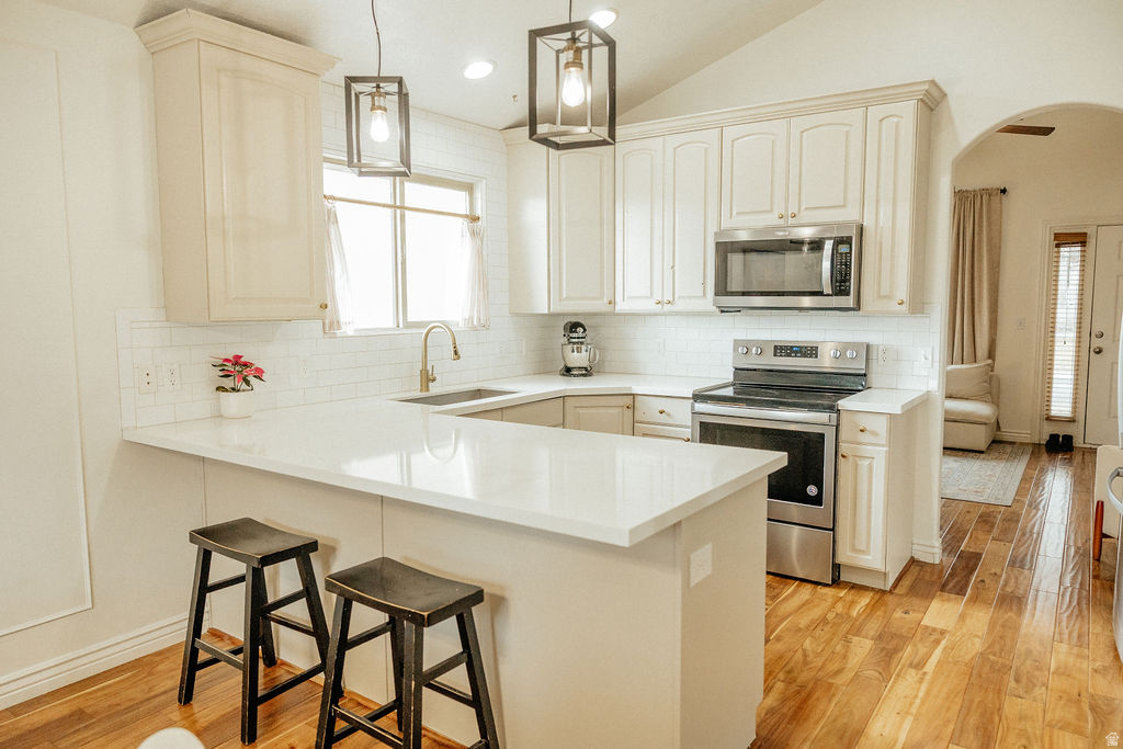 HERRIMAN VILLAGE - Residential