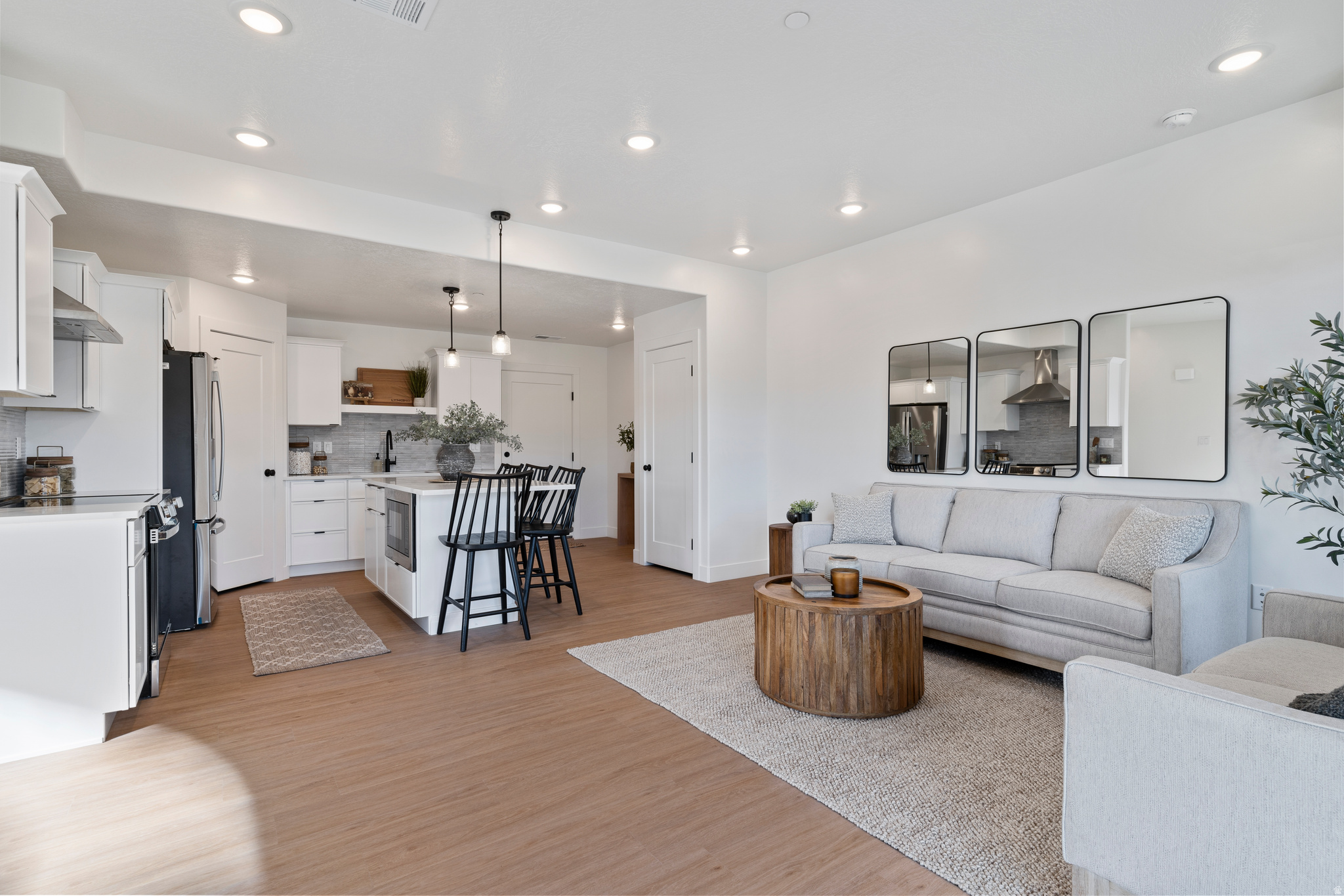 PEAKS TOWNHOMES #4 - Residential