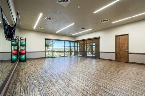 Tiny photo for 31 W CAMINO OSO DR, Washington, UT 84780 (MLS # 2147005)