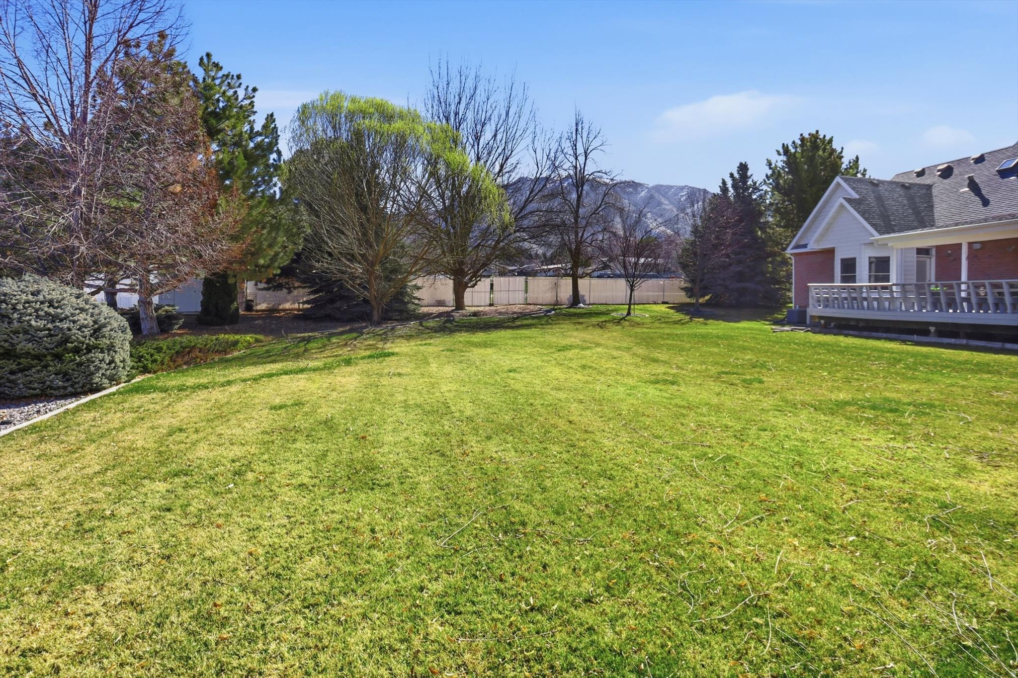 DEER CROSSING SUBD - Residential