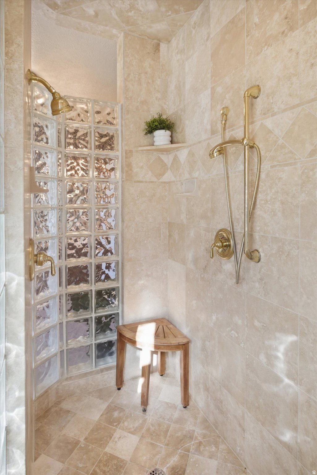 DEER CROSSING SUBD - Residential