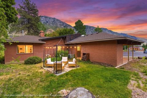 Photo of 1396 CEDAR CIR, Provo, UT 84604 (MLS # 2158525) Photo of 1396 CEDAR CIR, Provo, UT 84604 (MLS # 2158525)