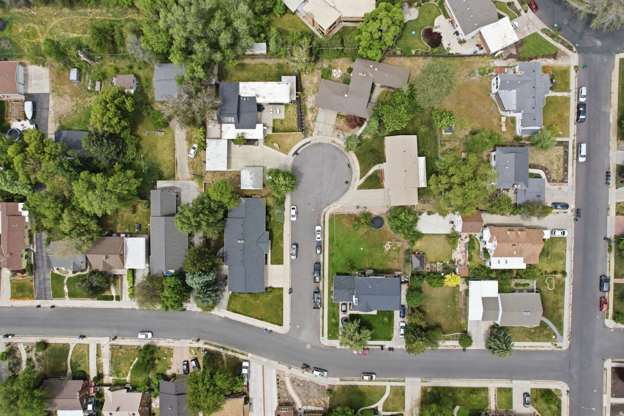 CEDAR CIRCLE - Residential