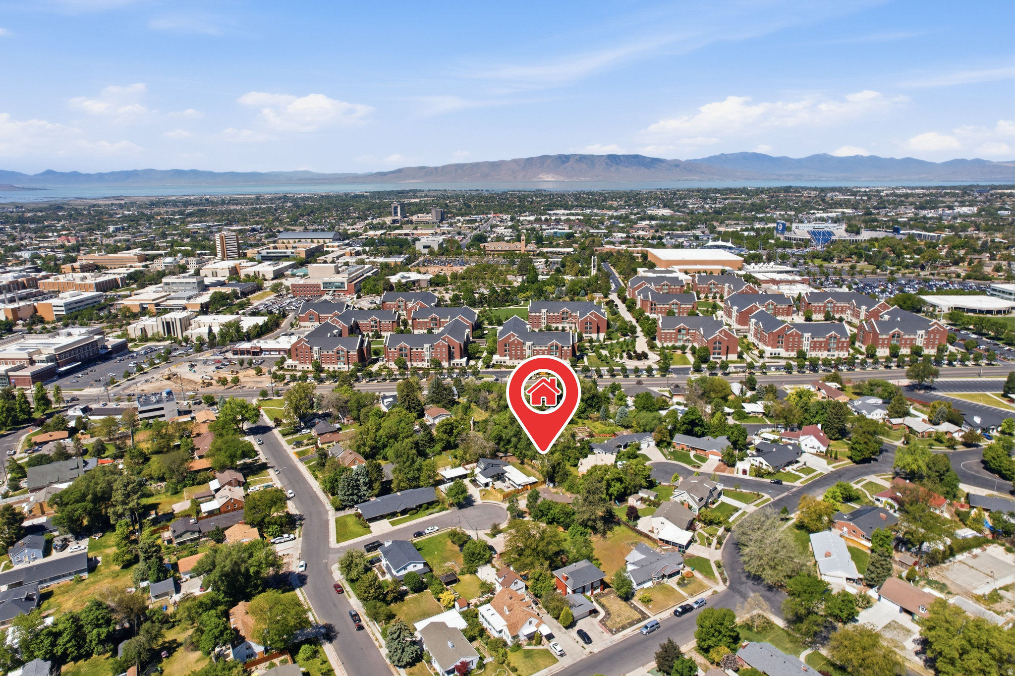 CEDAR CIRCLE - Residential