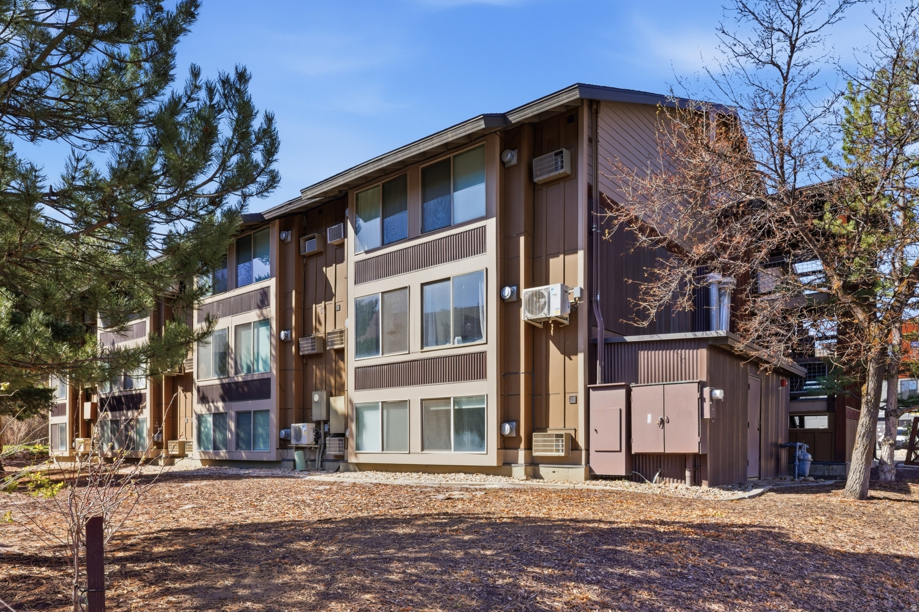 PROSPECTOR SQUARE CONDO - Residential