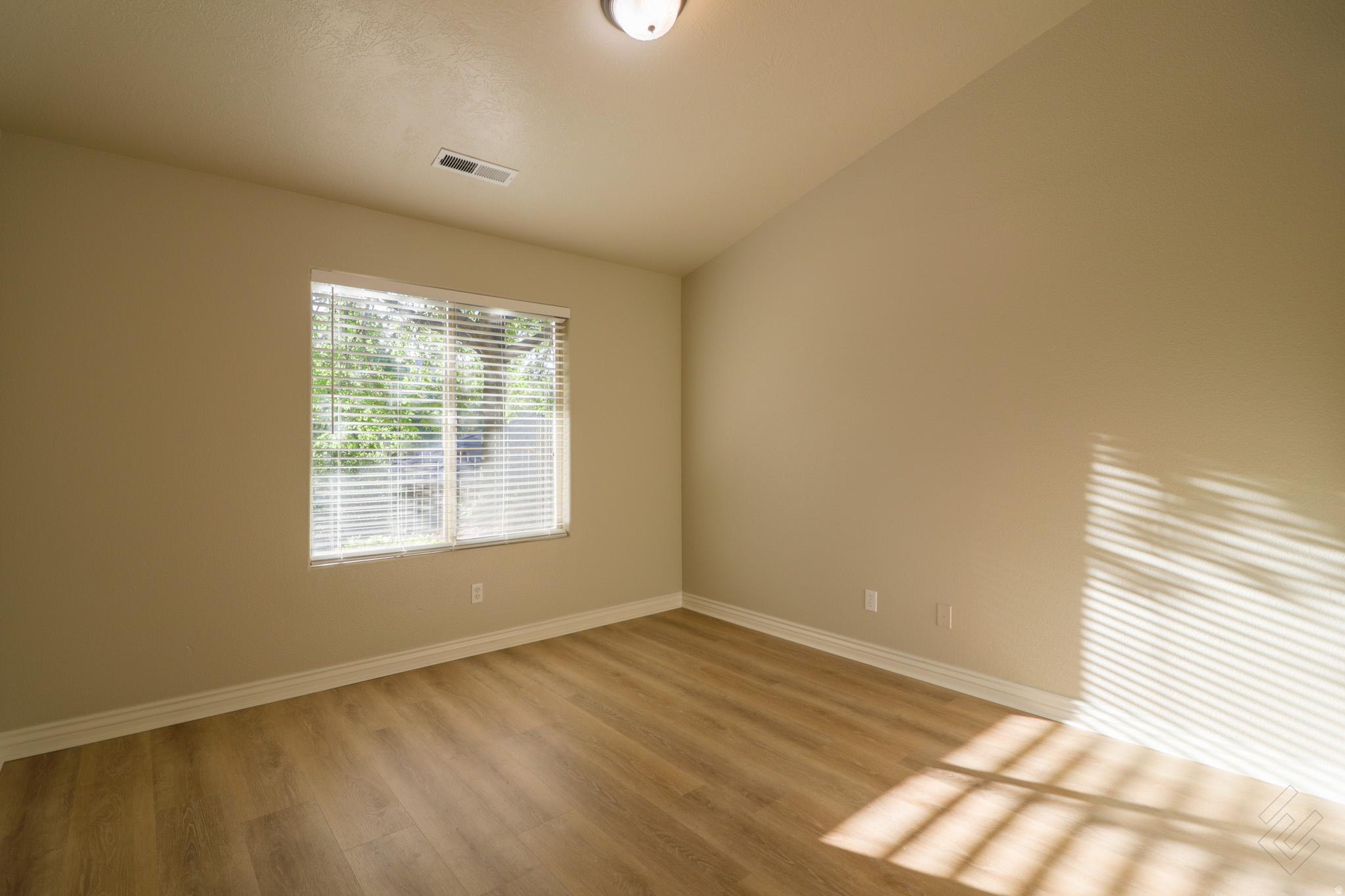 COVENTRY LANE TH 4 - Residential
