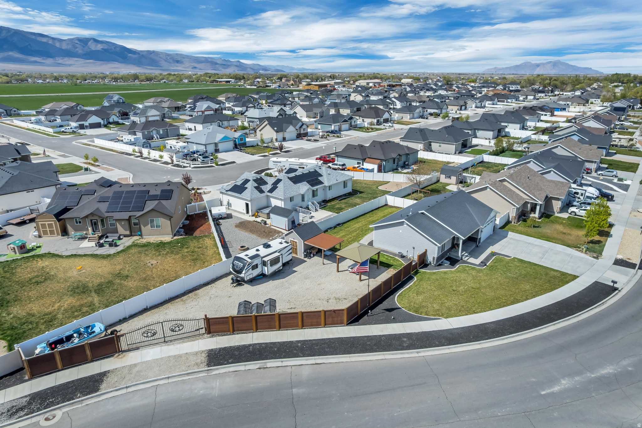GRANTSVILLE CITY - Residential