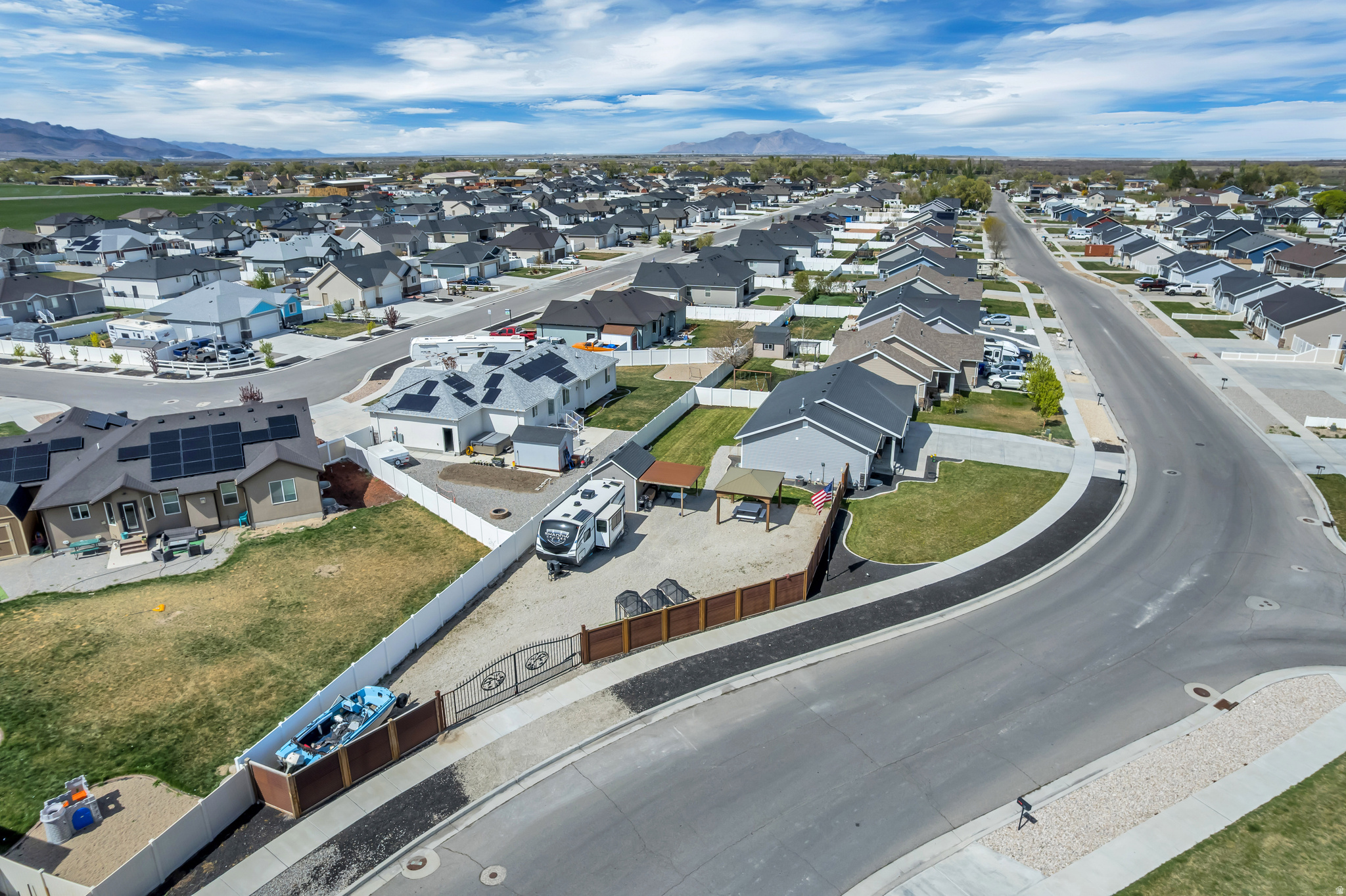 GRANTSVILLE CITY - Residential