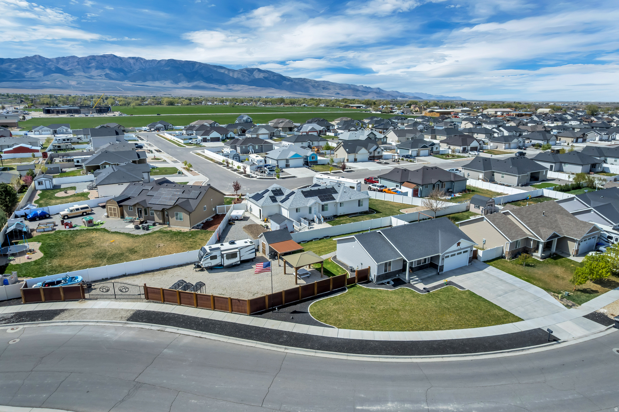 GRANTSVILLE CITY - Residential