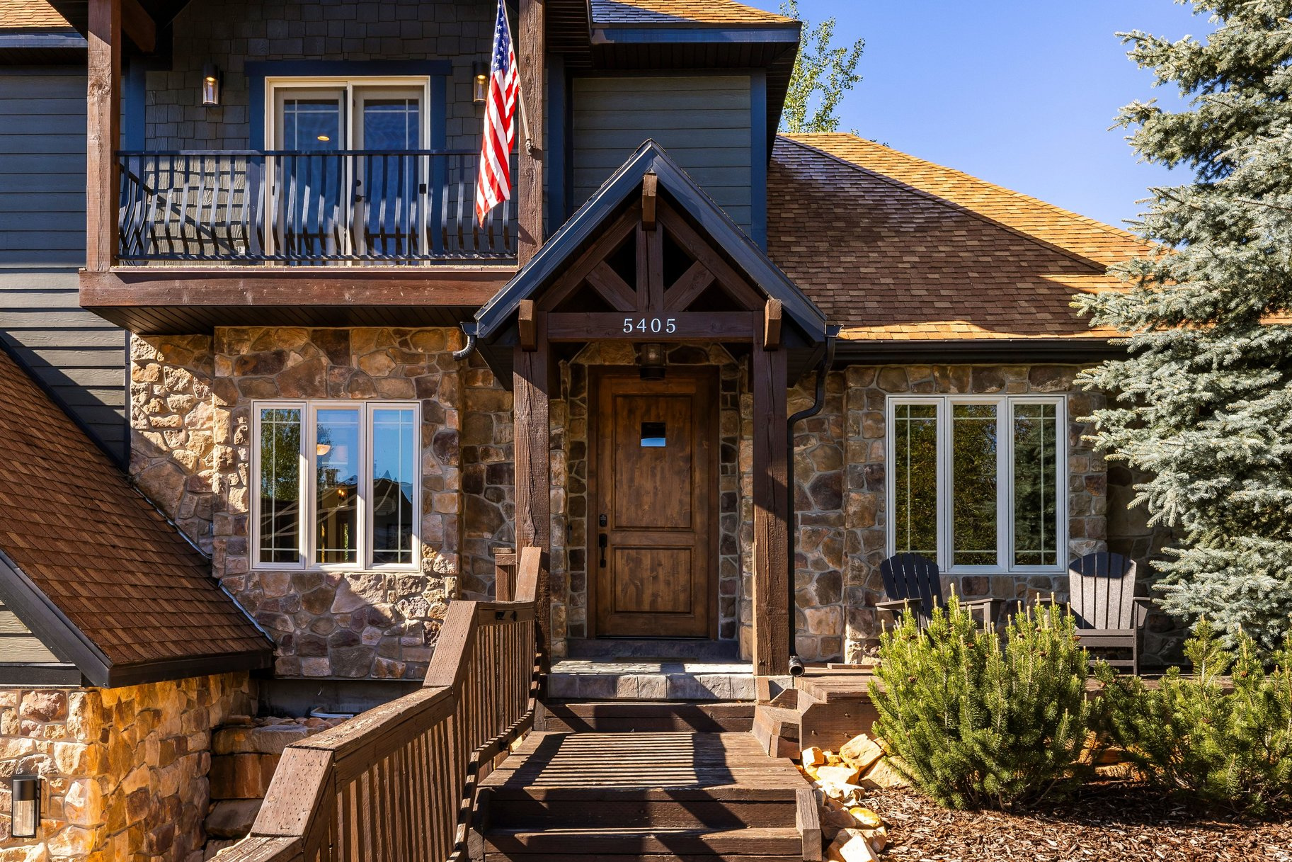 BEAR HOLLOW VILLAGE - Residential