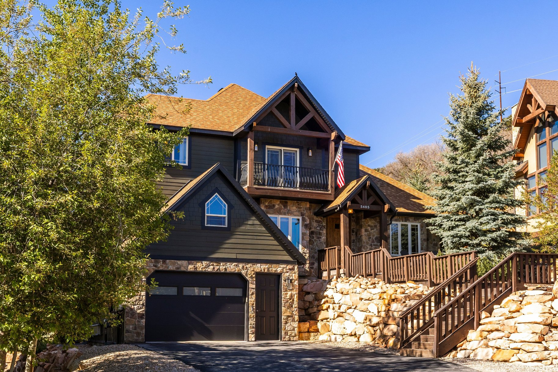BEAR HOLLOW VILLAGE - Residential