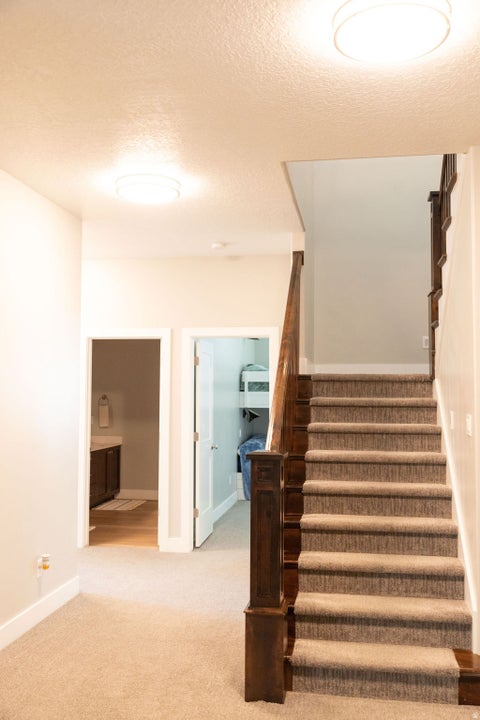 Tiny photo for 122 E 1050 N, Kaysville, UT 84037 (MLS # 2181825)