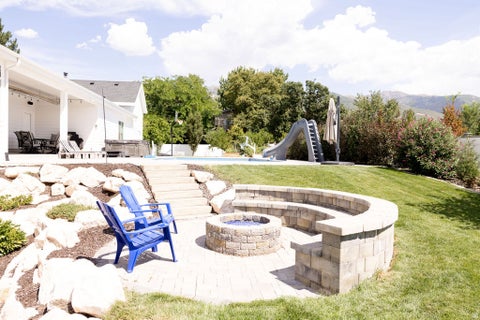 Tiny photo for 122 E 1050 N, Kaysville, UT 84037 (MLS # 2181825)