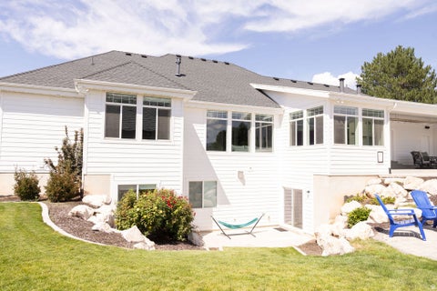 Tiny photo for 122 E 1050 N, Kaysville, UT 84037 (MLS # 2181825)
