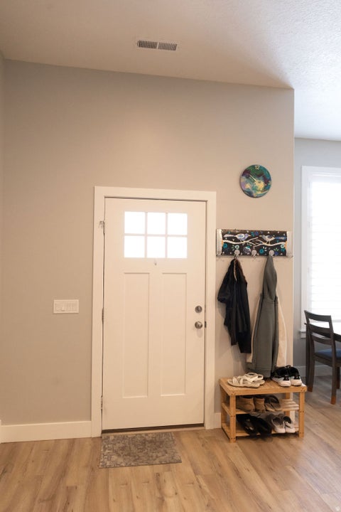 Tiny photo for 122 E 1050 N, Kaysville, UT 84037 (MLS # 2181825)