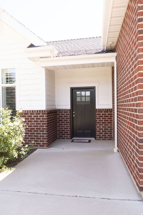 Tiny photo for 122 E 1050 N, Kaysville, UT 84037 (MLS # 2181825)