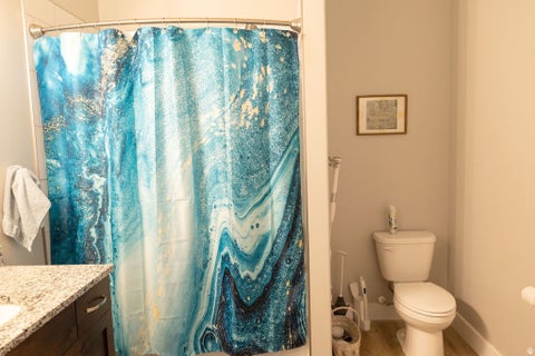 Tiny photo for 122 E 1050 N, Kaysville, UT 84037 (MLS # 2181825)